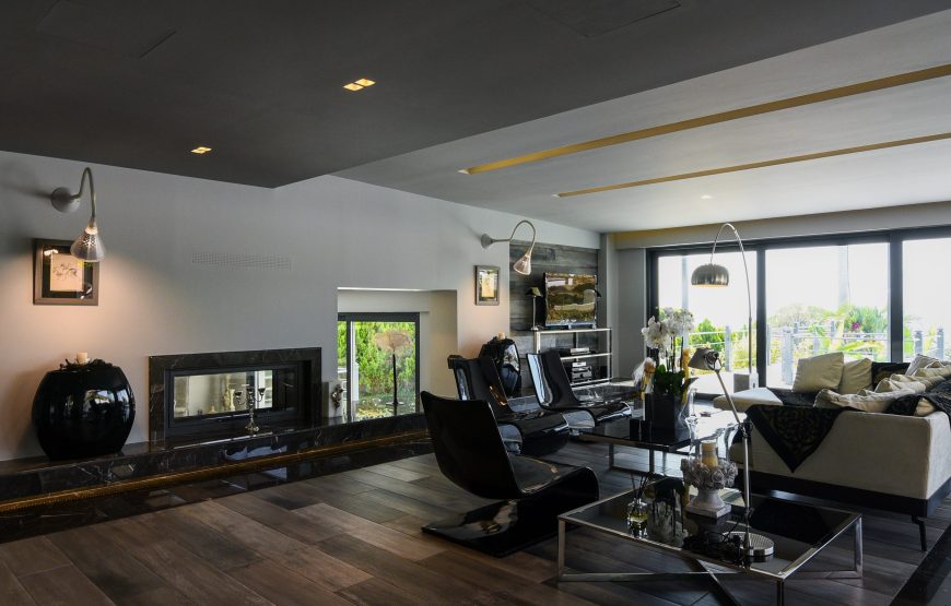 Villa Selenia Platinum